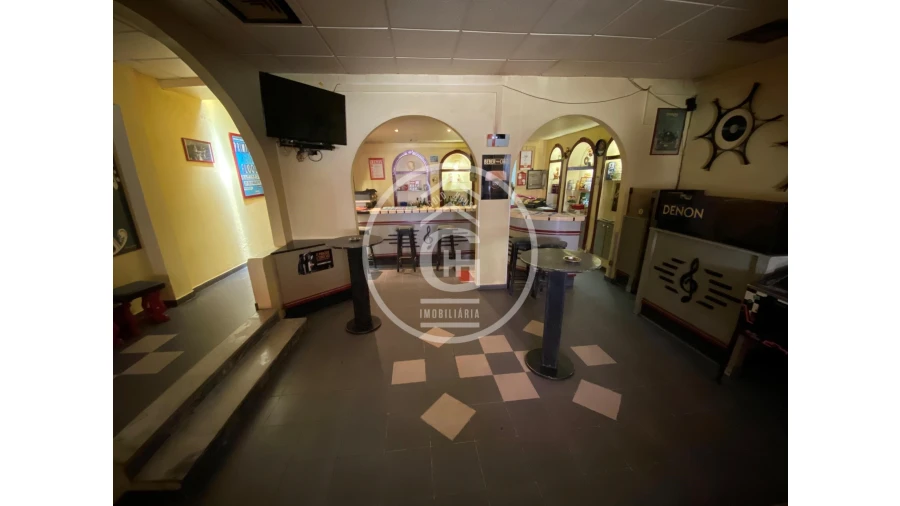 Negócio para Venda em Alpiarça Foto 2