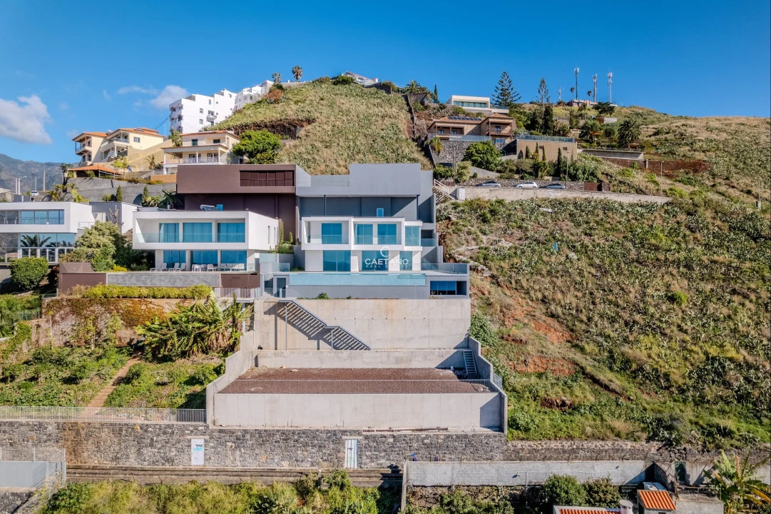 Moradia T4 para Venda em São Martinho Foto 36
