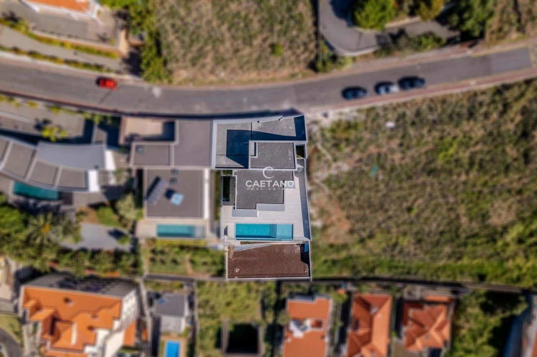 Moradia T4 para Venda em São Martinho Foto 40