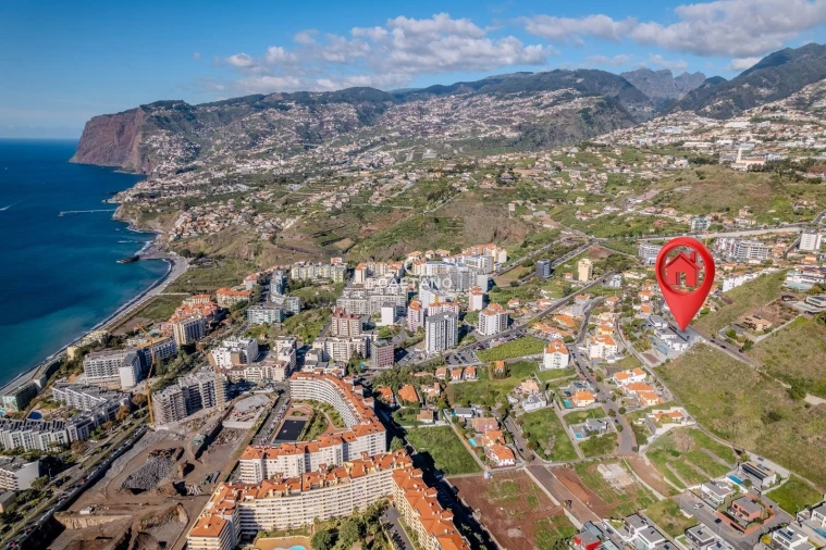 Moradia T4 para Venda em São Martinho Foto 38