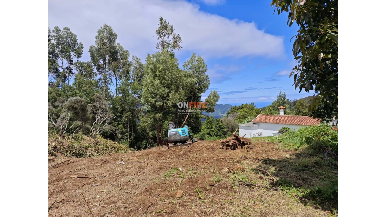 Terreno para Venda em Santo Antonio da Serra Foto 2