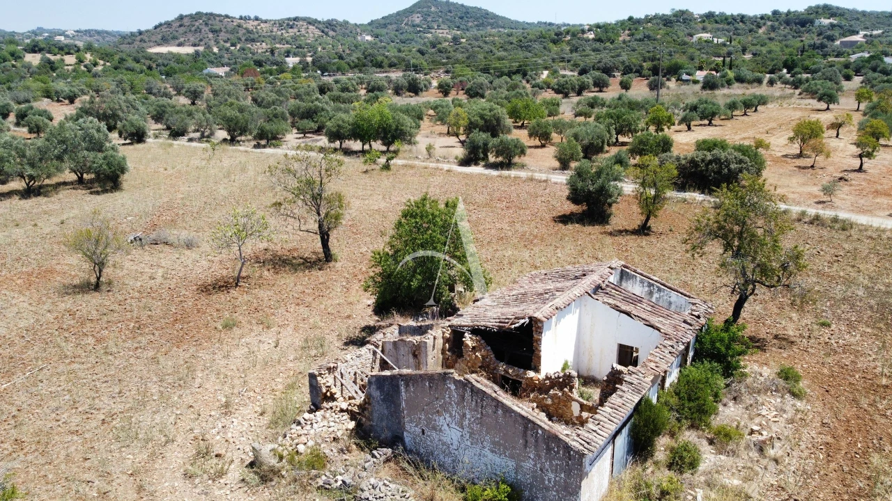 Terreno para Venda em Faro (Sé e São Pedro) Foto 2