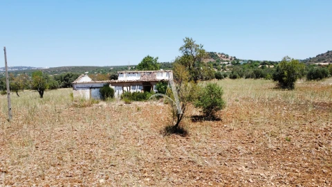 Terreno para Venda em Faro (Sé e São Pedro)