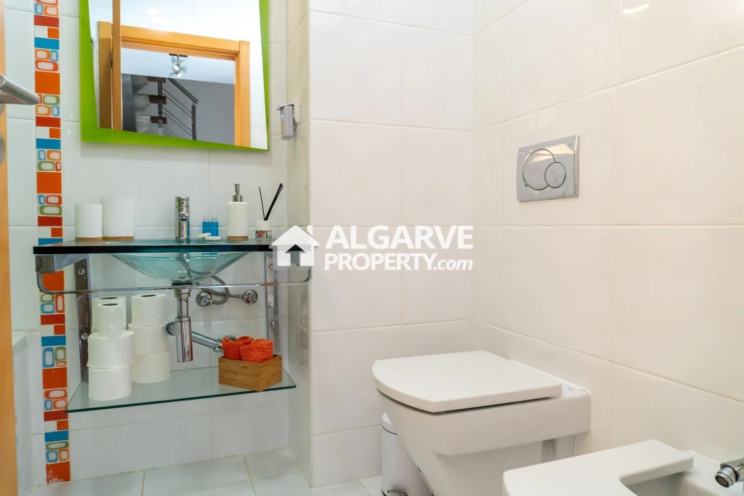 Apartamento T3 para Venda em Quarteira Foto 36
