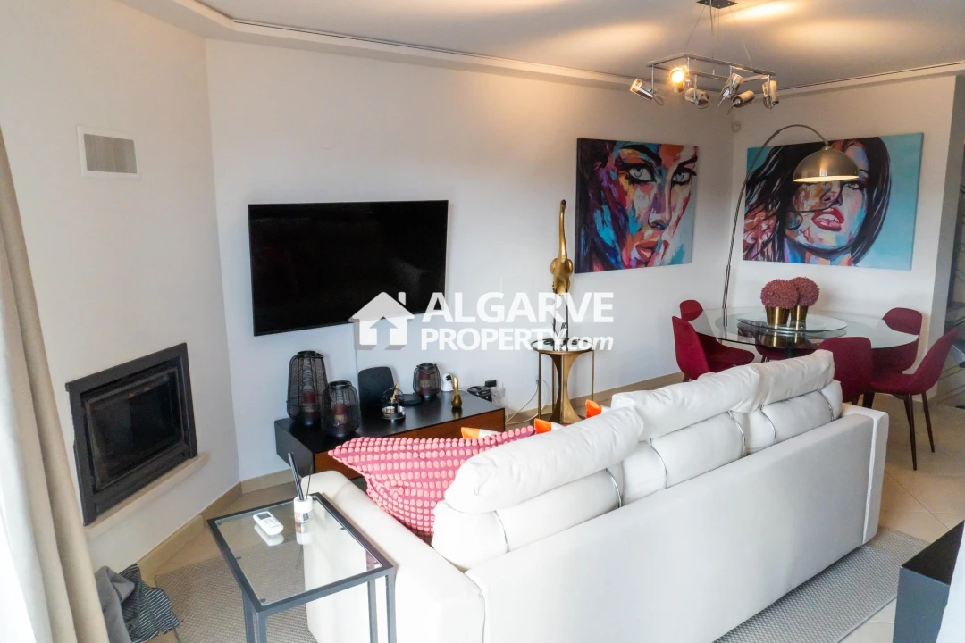 Apartamento T3 para Venda em Quarteira Foto 10