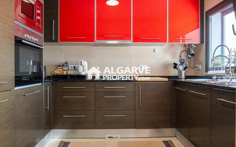Apartamento T3 para Venda em Quarteira Foto 4