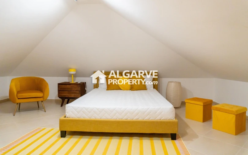 Apartamento T3 para Venda em Quarteira Foto 42