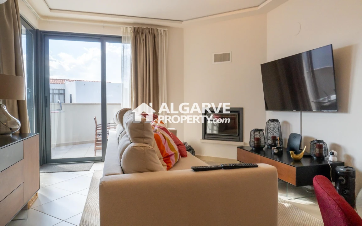 Apartamento T3 para Venda em Quarteira Foto 6