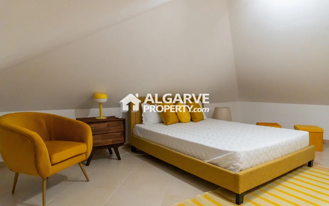 Apartamento T3 para Venda em Quarteira Foto 41