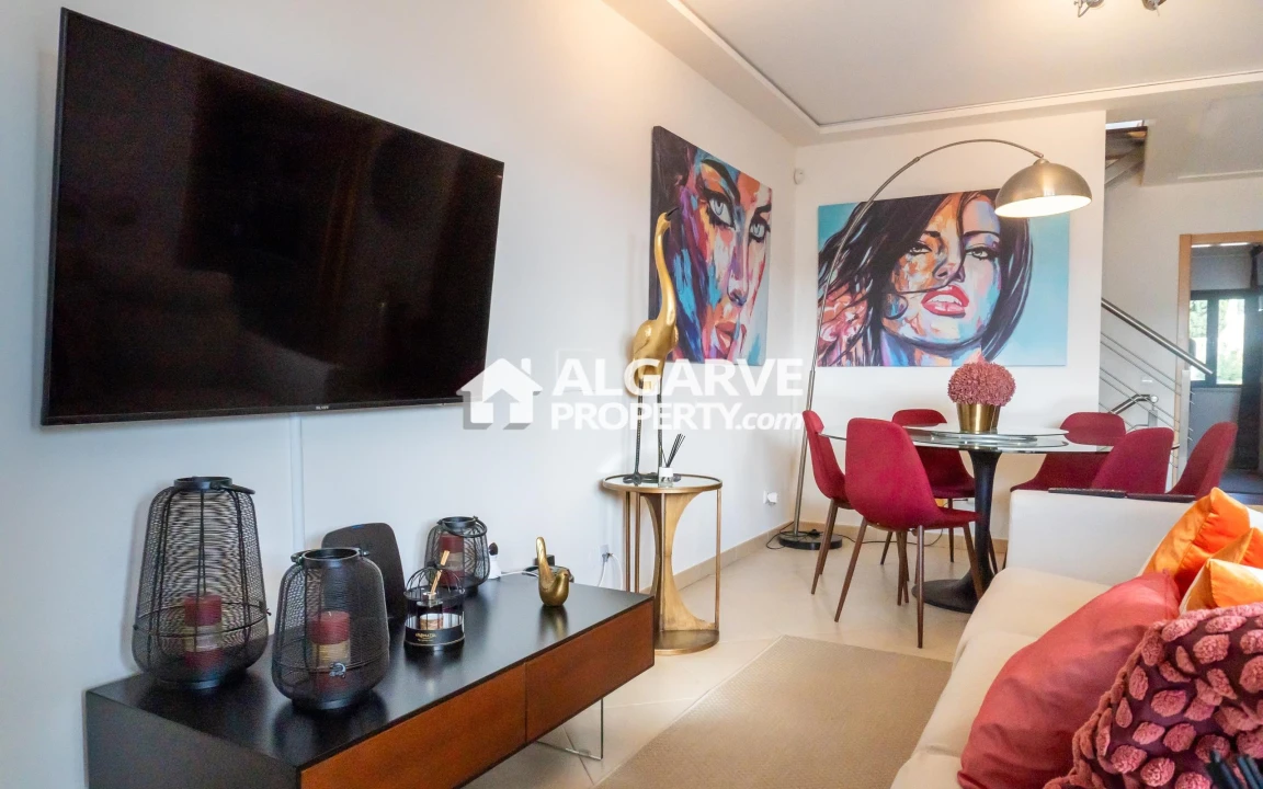 Apartamento T3 para Venda em Quarteira Foto 9