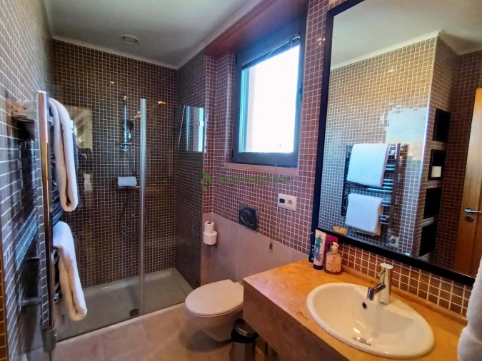 Apartamento T3 para Venda em Quarteira Foto 9