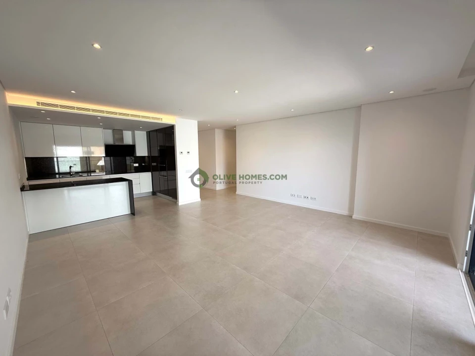 Apartamento T3 para Venda em Lagos (São Sebastião e Santa Maria) Foto 3