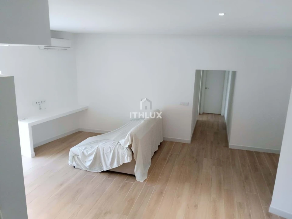 Prédio para Venda em Caia, São Pedro e Alcáçova Foto 3