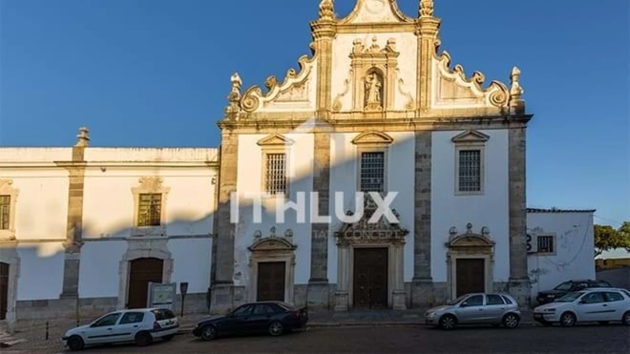 Prédio para Venda em Caia, São Pedro e Alcáçova Foto 70