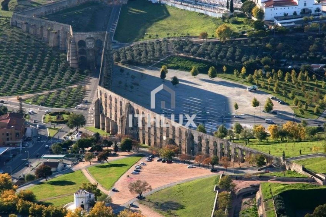 Prédio para Venda em Caia, São Pedro e Alcáçova Foto 63