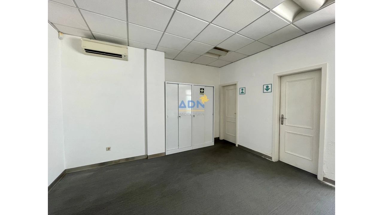 Negócio para Venda em Castelo Branco Foto 2