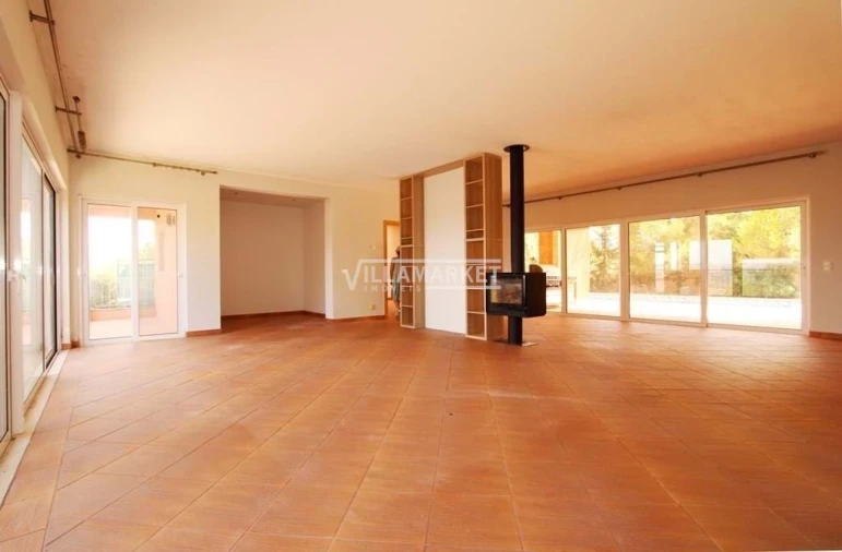 Moradia T4 para Venda em Lagos (São Sebastião e Santa Maria) Foto 28