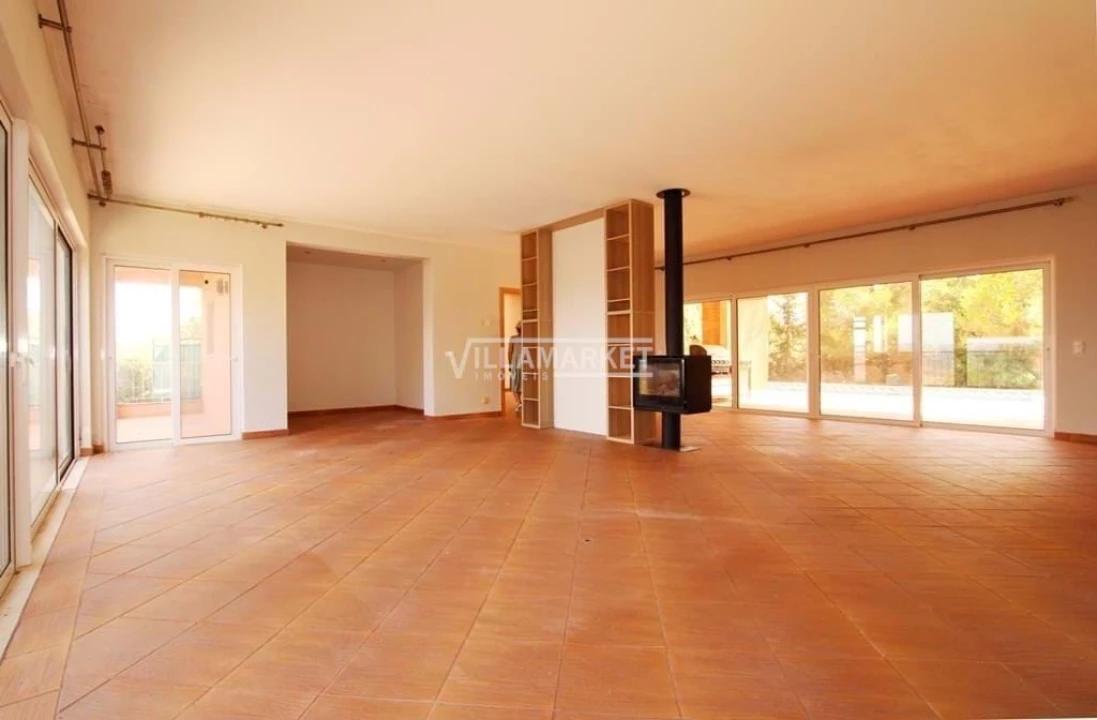 Moradia T4 para Venda em Lagos (São Sebastião e Santa Maria) Foto 28