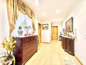 Apartamento T4 para Venda em Póvoa de Varzim, Beiriz e Argivai