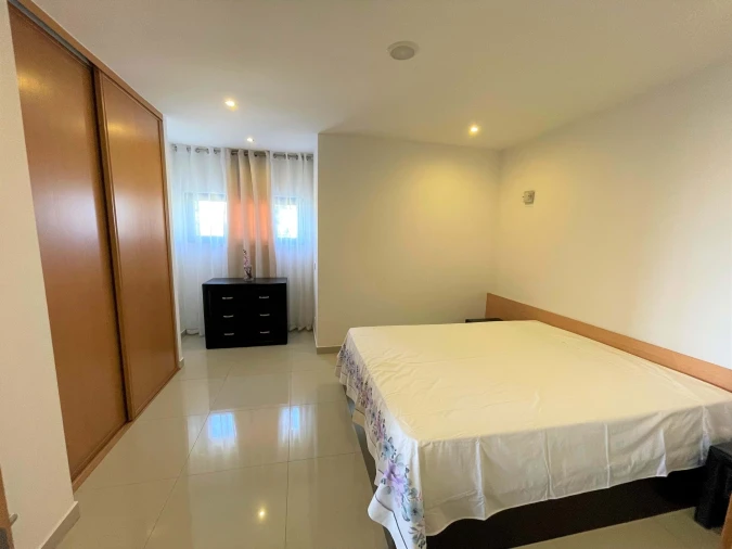 Moradia T6 para Venda em Lagos (São Sebastião e Santa Maria) Foto 37