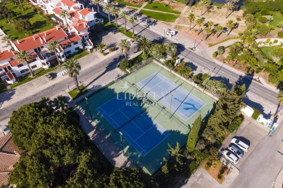 Apartamento para Venda em Almancil