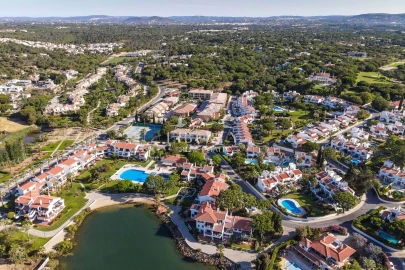 Apartamento para Venda em Almancil