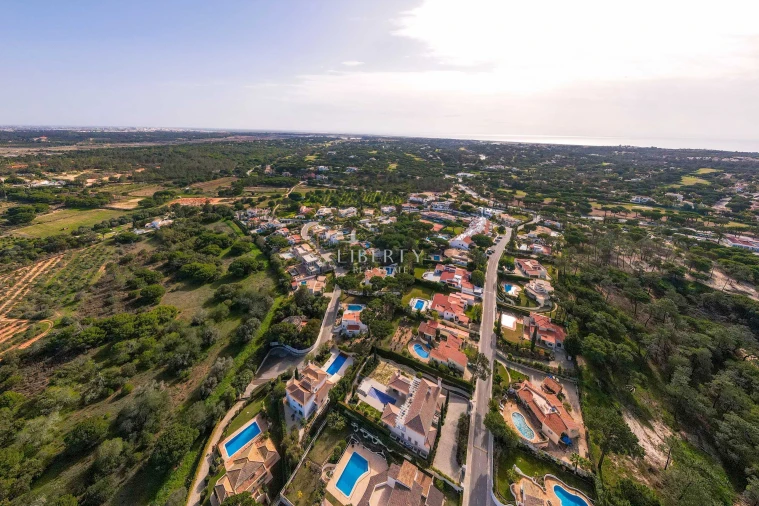 Apartamento para Venda em Almancil Foto 2