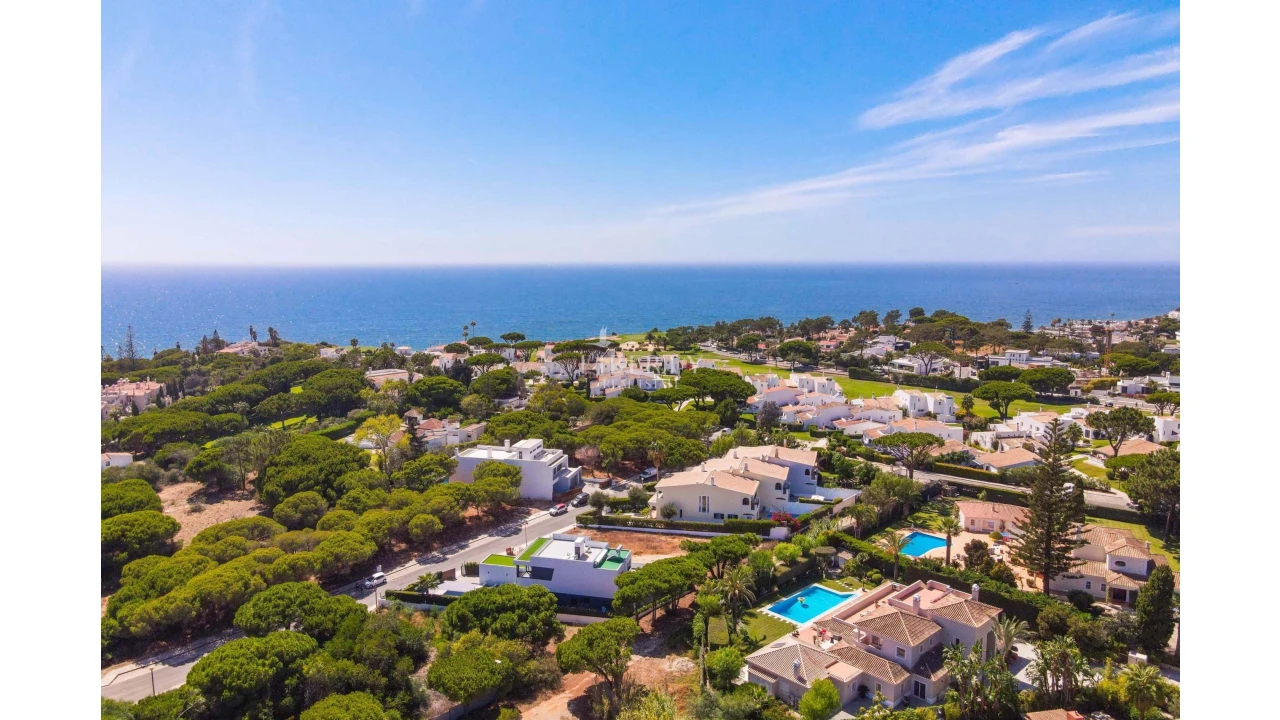 Terreno para Venda em Almancil Foto 2