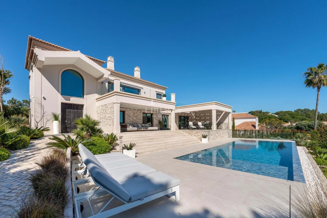 Moradia T7 para Venda em Almancil Foto 6