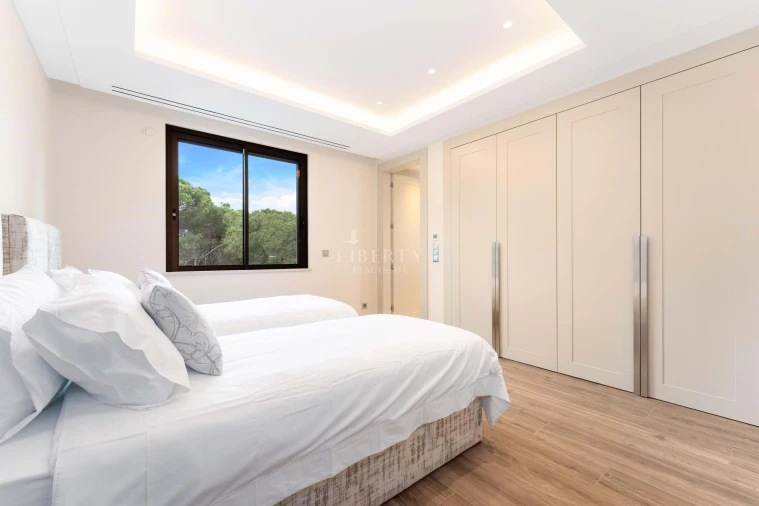 Moradia T7 para Venda em Almancil Foto 28