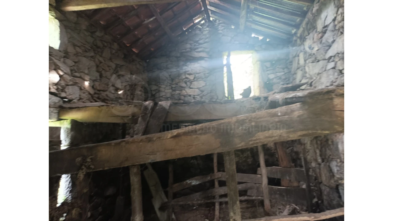 Moradia T2 para Venda em Junqueira Foto 6