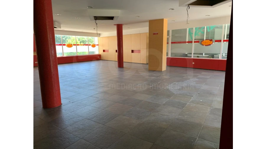 Loja para Venda em Fervença Foto 7