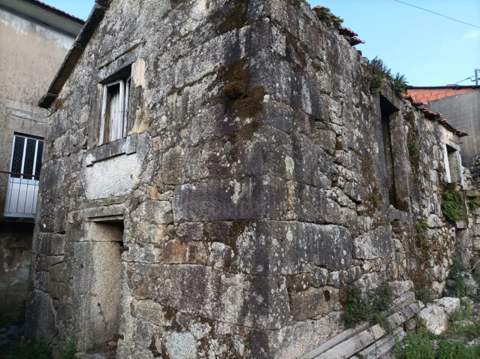 Moradia T2 para Venda em Cepelos Foto 4