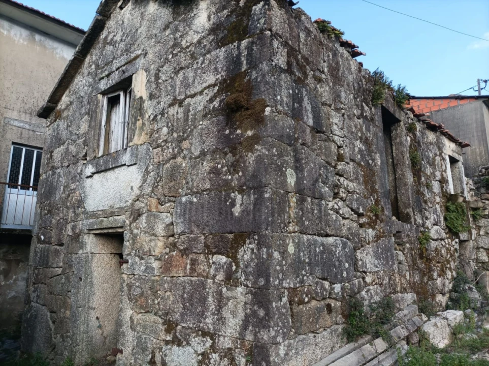 Moradia T2 para Venda em Cepelos Foto 9