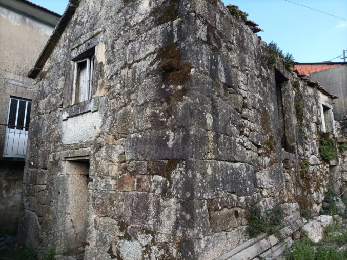 Moradia T2 para Venda em Cepelos Foto 4