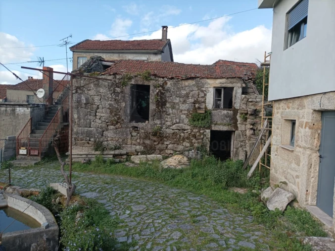 Moradia T2 para Venda em Cepelos Foto 5