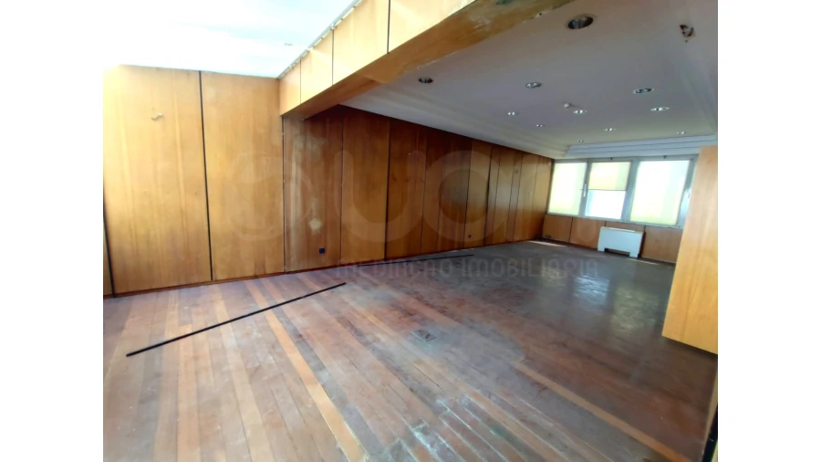 Armazém para Venda em Sacavém e Prior Velho Foto 7