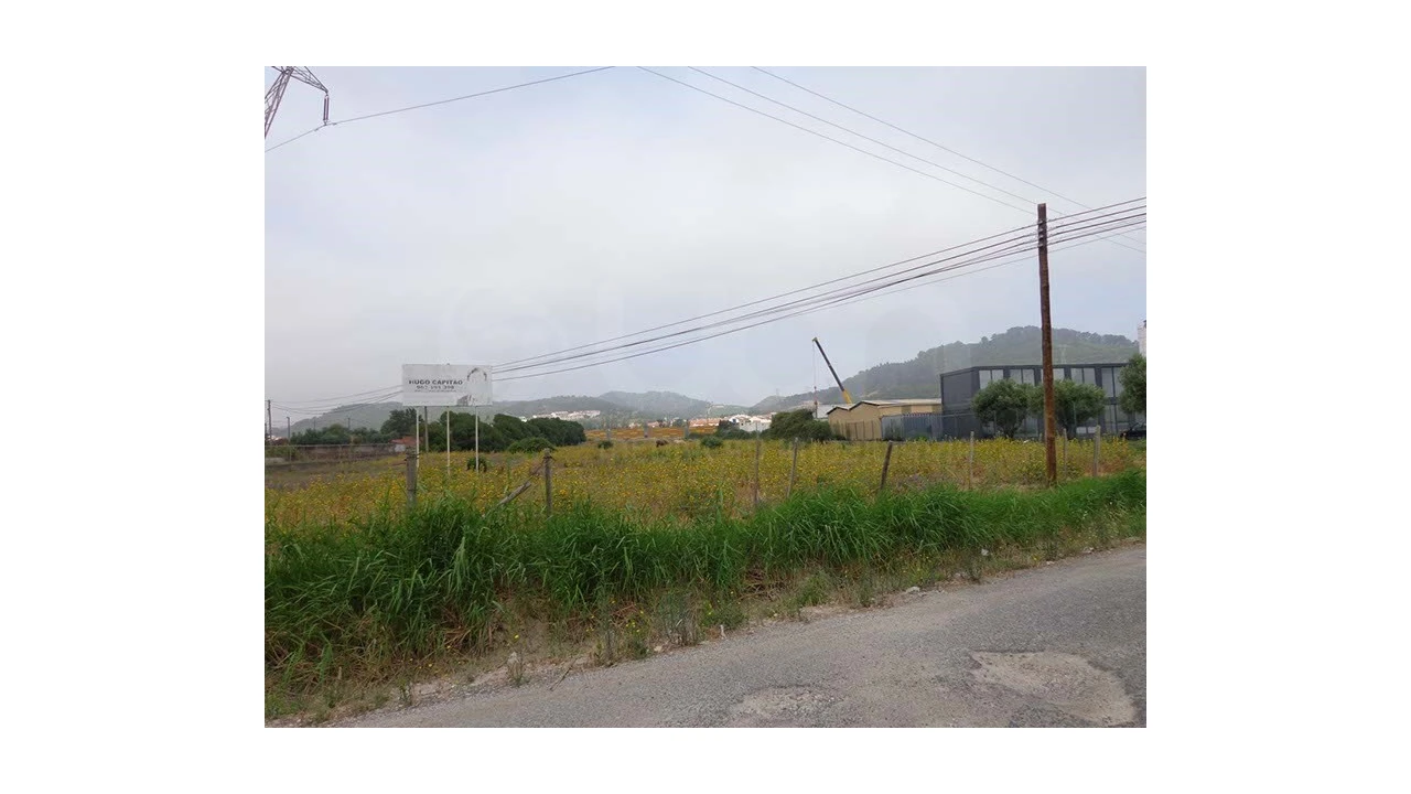 Terreno para Venda em Castanheira do Ribatejo e Cachoeiras Foto 1