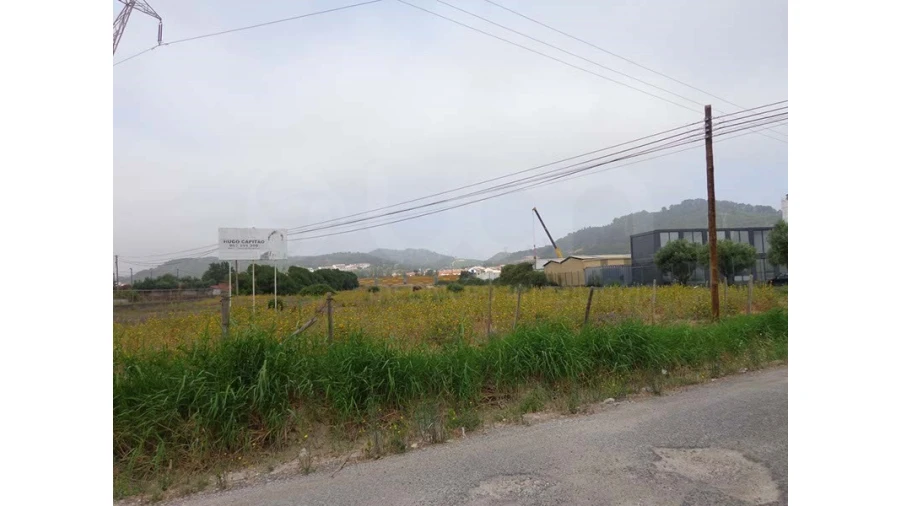 Terreno para Venda em Castanheira do Ribatejo e Cachoeiras Foto 1