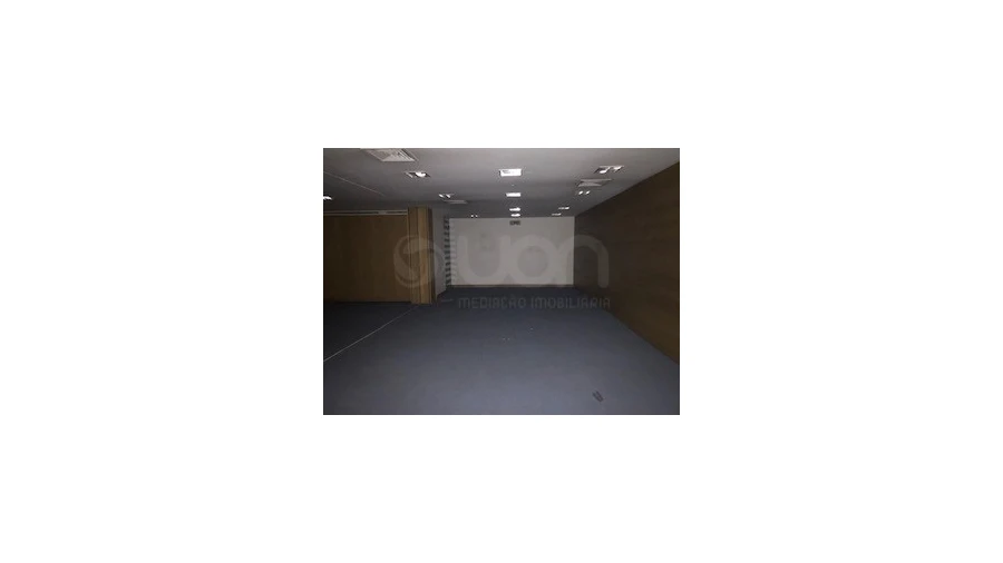 Loja para Venda em Vila Franca de Xira Foto 9