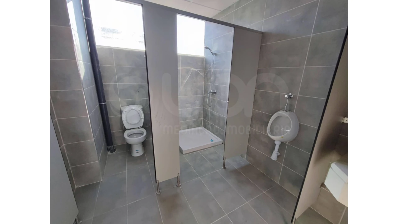 Armazém para Venda em Sacavém e Prior Velho Foto 28