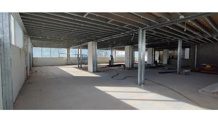 Armazém para Venda em Sacavém e Prior Velho Foto 11