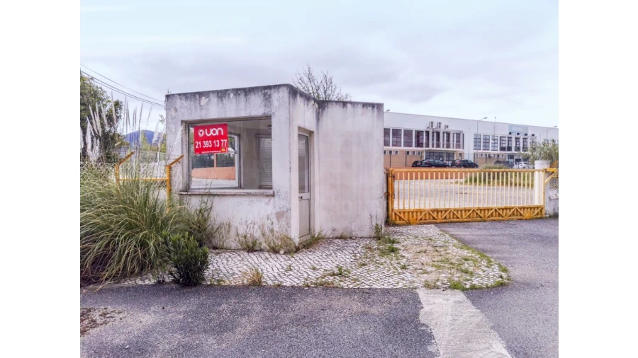 Armazém para Venda em Santa Maria e São Miguel, São Martinho, São Pedro Penaferrim Foto 21