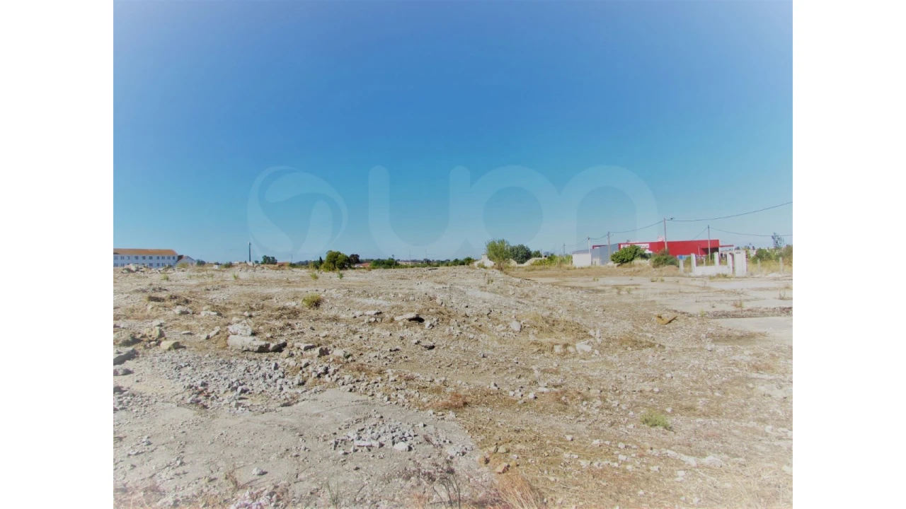 Terreno para Venda em Bacelo e Senhora da Saúde Foto 5