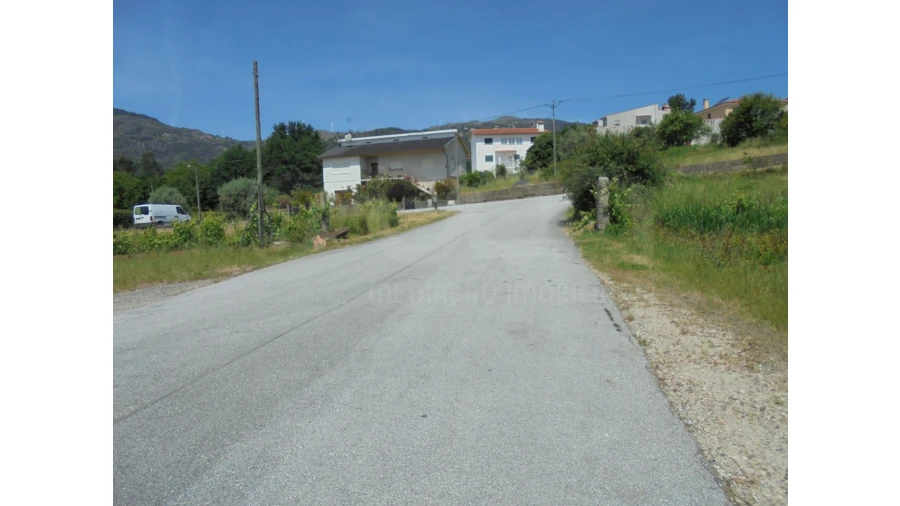 Armazém para Venda em Campo de Besteiros Foto 10