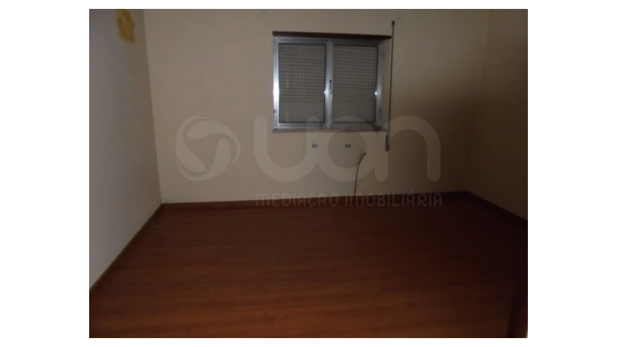 Moradia T3 para Venda em Pinhanços Foto 6