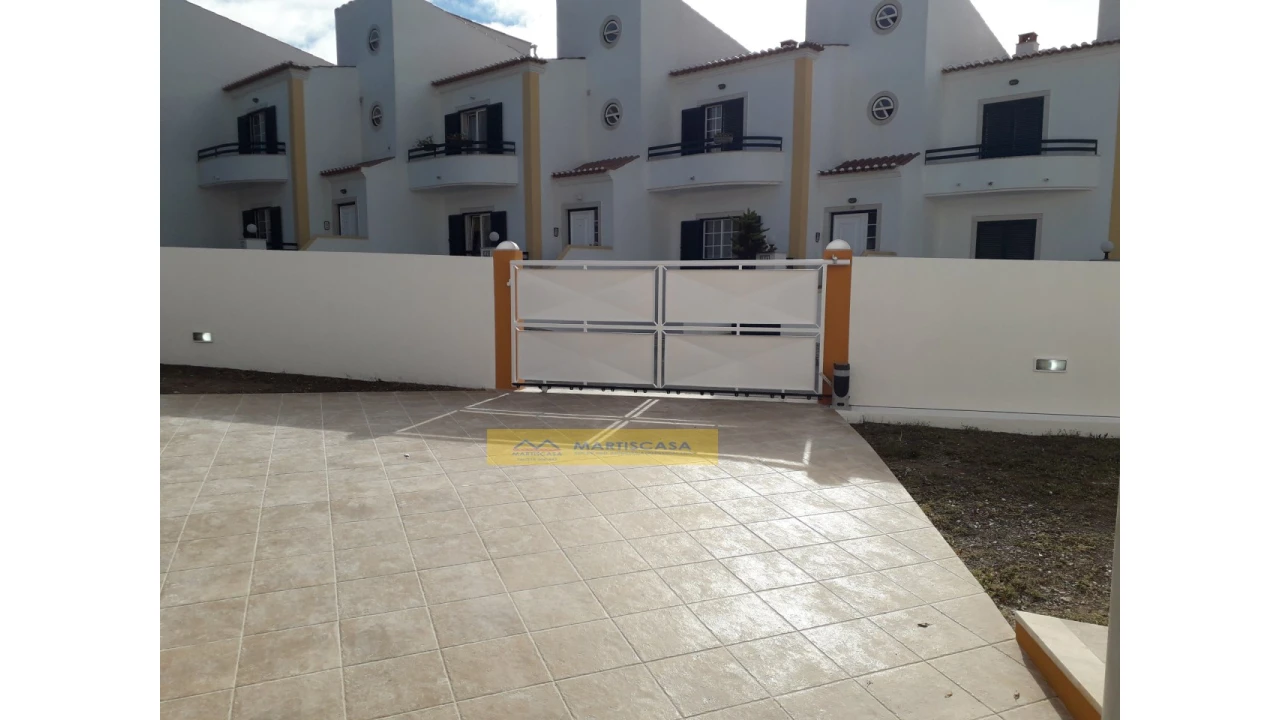 Moradia T3 para Venda em Ericeira Foto 8