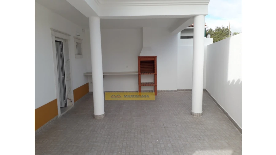 Moradia T3 para Venda em Ericeira Foto 24