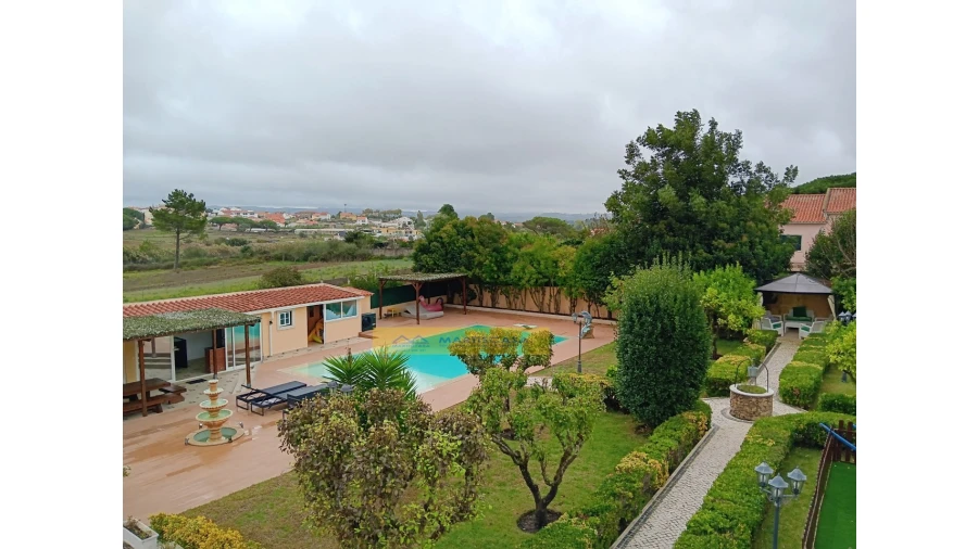 Moradia T3 para Venda em São João das Lampas e Terrugem