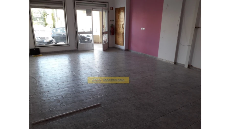 Loja para Venda em Algueirão-Mem Martins Foto 3